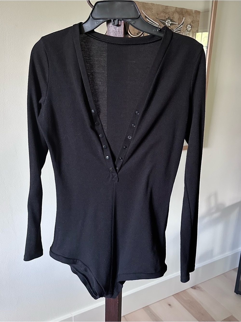 Black Long-Sleeve Snap-Front V-Neck Bodysuit Top